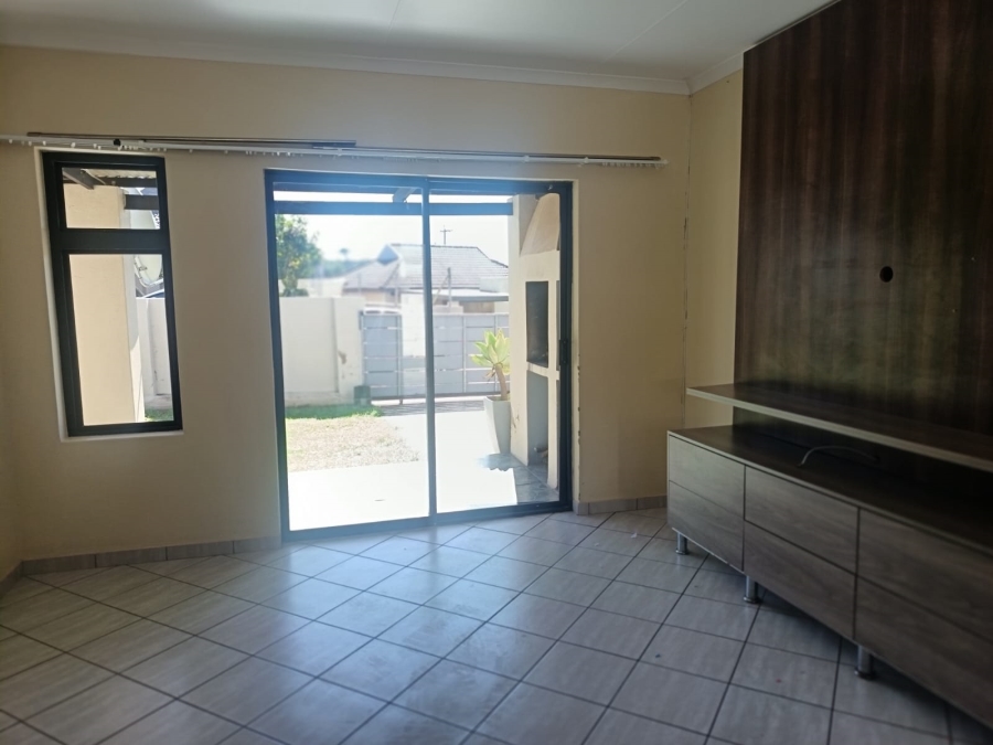 3 Bedroom Property for Sale in Kidds Beach Eastern Cape
